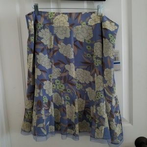 Flowy skirt